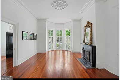 207 E Gwinnett Street, Savannah, GA 31401 - Photo 9