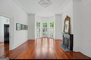 207 E Gwinnett St, Savannah, GA 31401 - Photo 9