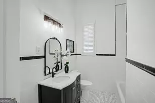 207 E Gwinnett St, Savannah, GA 31401 - Photo 27
