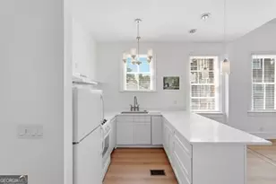 207 E Gwinnett St, Savannah, GA 31401 - Photo 57