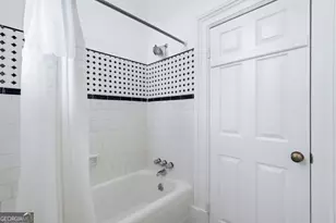 207 E Gwinnett St, Savannah, GA 31401 - Photo 51