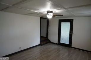 766 Pineridge Dr, Forest Park, GA 30297 - Photo 5