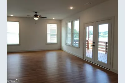245 Lakeview Drive, Locust Grove, GA 30248 - Photo 5