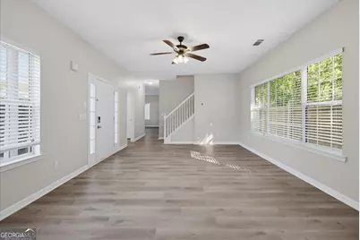 4060 Robin Circle, Atlanta, GA 30349 - Photo 7
