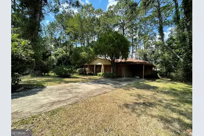 223 Suburban Drive, Brunswick, GA 31520 - Photo 3