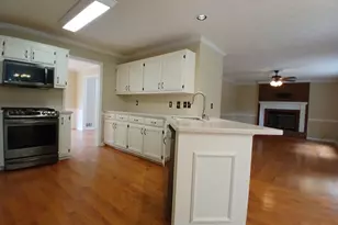 4761 Habersham Way SE, Conyers, GA 30094 - Photo 7