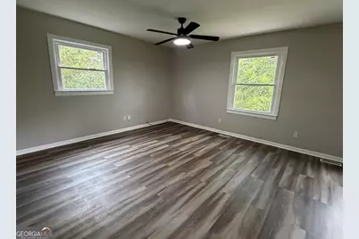 215 Sunnydale Drive, Warner Robins, GA 31088 - Photo 9