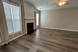 226 Regent Square, Woodstock, GA 30188 - Photo 3