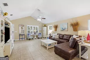1007 Mallery St, Saint Simons, GA 31522 - Photo 13