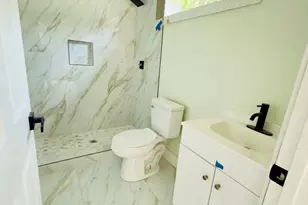 1101 Isa Dr SE, Atlanta, GA 30315 - Photo 9