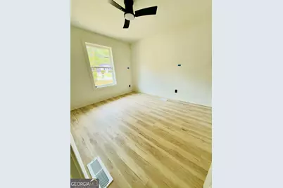 1101 Isa Drive SE, Atlanta, GA 30315 - Photo 7
