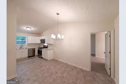 670 Marsh Court, Jonesboro, GA 30238 - Photo 9