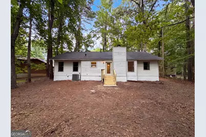 670 Marsh Court, Jonesboro, GA 30238 - Photo 5