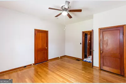 2111 M L King Jr Dr NW, Atlanta, GA 30310 - Photo 9