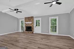 400 Woodland Dr, Lagrange, GA 30241 - Photo 3