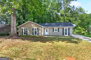 400 Woodland Dr, Lagrange, GA 30241 - Photo 1