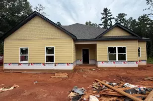 195 Lakemere Ln NW, Milledgeville, GA 31061 - Photo 1
