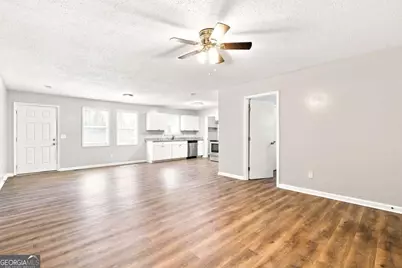 715 W Creek Circle, Monroe, GA 30655 - Photo 7