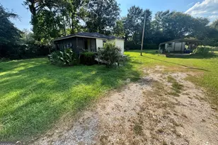 29 Second Ave, West Point, GA 31833 - Photo 1