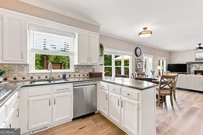 12555 Crabapple Chase Drive, Alpharetta, GA 30004 - Photo 21