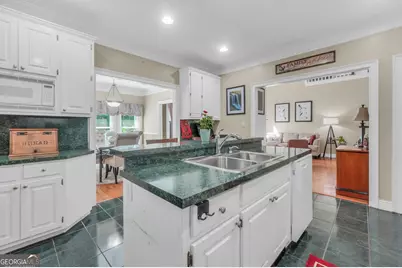 561 Harbour Shores Drive, Jackson, GA 30233 - Photo 25