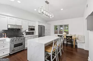 4091 Peachtree Dunwoody Rd NE, Atlanta, GA 30342 - Photo 13