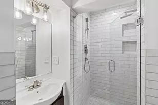 4091 Peachtree Dunwoody Rd NE, Atlanta, GA 30342 - Photo 31