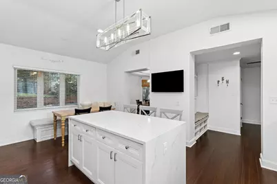 4091 Peachtree Dunwoody Road NE, Atlanta, GA 30342 - Photo 15