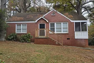 1197 Lake Dr, Jonesboro, GA 30236 - Photo 1