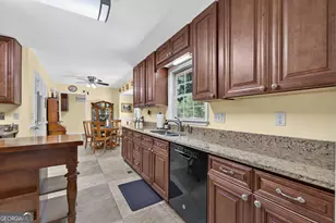 115 Morning Creek Way, Jonesboro, GA 30238 - Photo 11