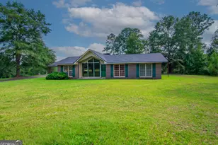 616 Twin Lakes Rd, Waverly Hall, GA 31831 - Photo 1