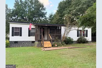 84 Skyland Drive E, Locust Grove, GA 30248 - Photo 1