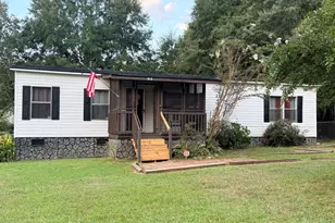 84 Skyland Dr E, Locust Grove, GA 30248 - Photo 1