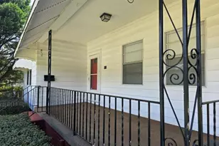201 C St, Thomaston, GA 30286 - Photo 3