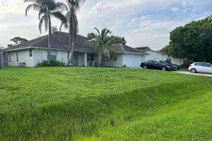 5900 Myrtle Dr, Fort Pierce, FL 34982 - Photo 3