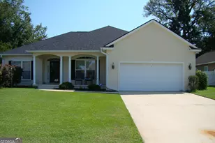 219 Wellington Pl, Brunswick, GA 31523 - Photo 1