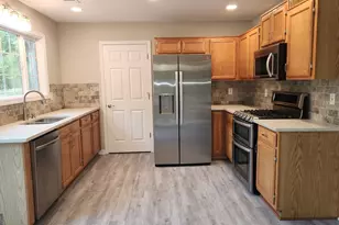 135 Riverside Ct, Sharpsburg, GA 30277 - Photo 21