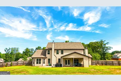 205 Vandalay Way, Locust Grove, GA 30248 - Photo 5