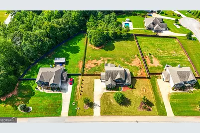205 Vandalay Way, Locust Grove, GA 30248 - Photo 117