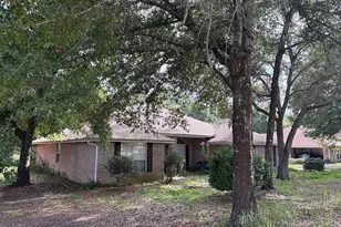 5998 Ridgeview Dr, Milton, FL 32570 - Photo 3