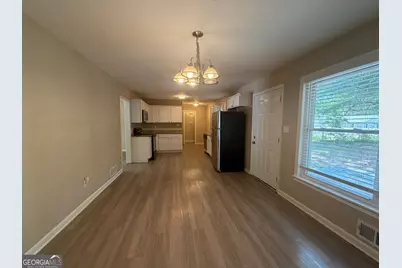 8145 Connally Drive, Douglasville, GA 30134 - Photo 9