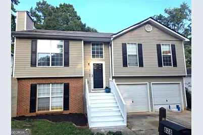 828 Tradd Court, Stone Mountain, GA 30087 - Photo 1