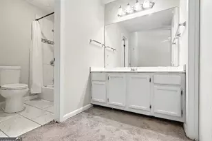 915 Strawberry Ct, Ellenwood, GA 30294 - Photo 19