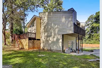 915 Strawberry Court, Ellenwood, GA 30294 - Photo 3