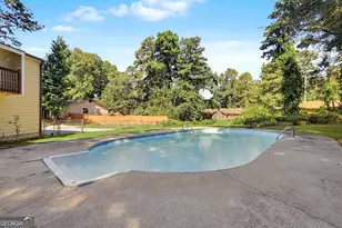 915 Strawberry Ct, Ellenwood, GA 30294 - Photo 47