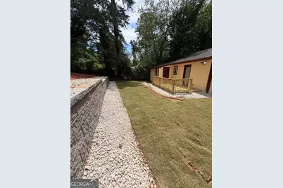 637 Parkdale Drive, Scottdale, GA 30079 - Photo 11