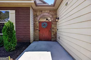 711 Gittings Ave, Peachtree City, GA 30269 - Photo 3