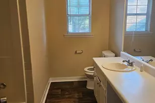 2096 Hilda Burns Pl, Lithonia, GA 30058 - Photo 9