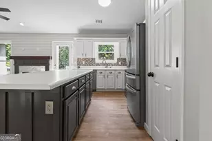 164 Goodman Dr, Fayetteville, GA 30215 - Photo 5