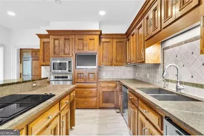 550 Atlanta Country Club Drive SE, Marietta, GA 30067 - Photo 11